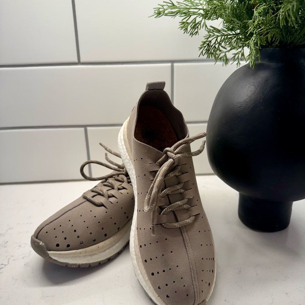 OTBT Women's ALSTEAD Sneaker Size 7 - Picture 4 of 9